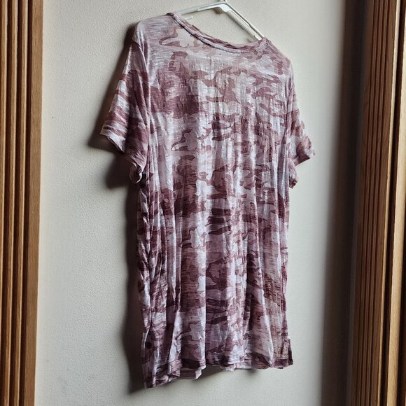 Mudd Pink Camo V-Neck Tissue T-Shirt Size XL - Picture 12 of 14